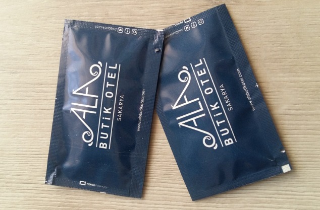 İzmir Islak Mendil Sipariş Hattı; +90 554 262 4444